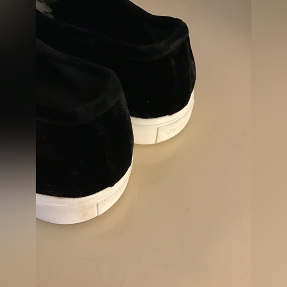 Vince women black velvet platform sneakers US 8 - Picture 12 of 12